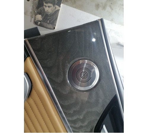 Обшивка двери задняя правая