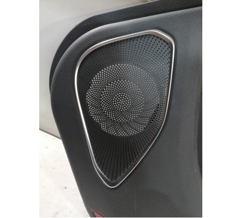 Обшивка двери задняя правая