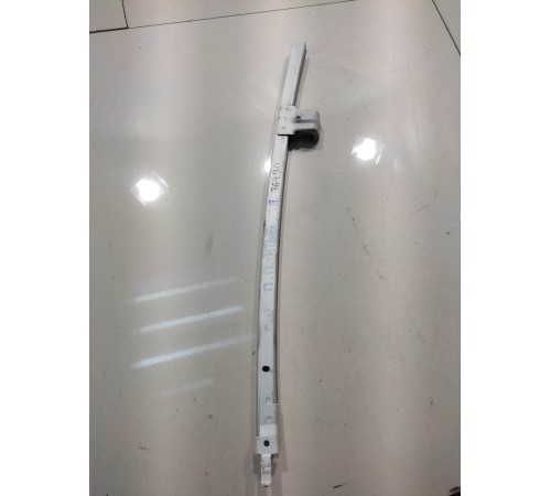 Усилитель(крепеж) двери передний правый