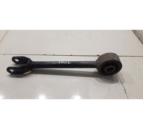 Рычаг подвески (задний, правый, нижний)