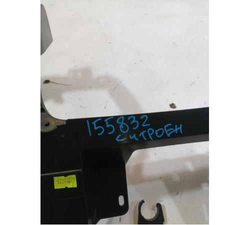 Кронштейн панели приборов