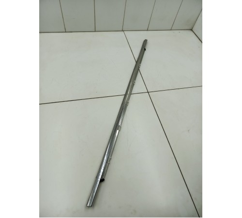 Уплотнитель стекла передний правый наружный