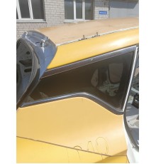 Глухое стекло заднее правое