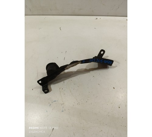 Кронштейн панели моторного отсека