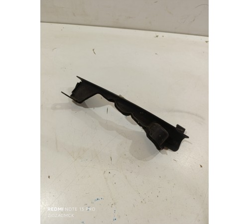 Кронштейн панели моторного отсека