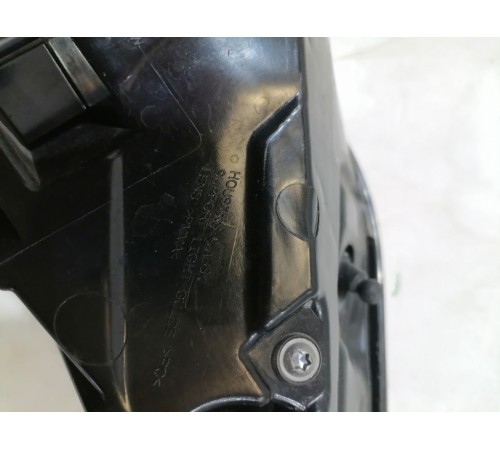 Фонарь задний левый наружный