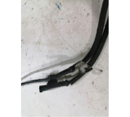 Датчик ABS передний правый