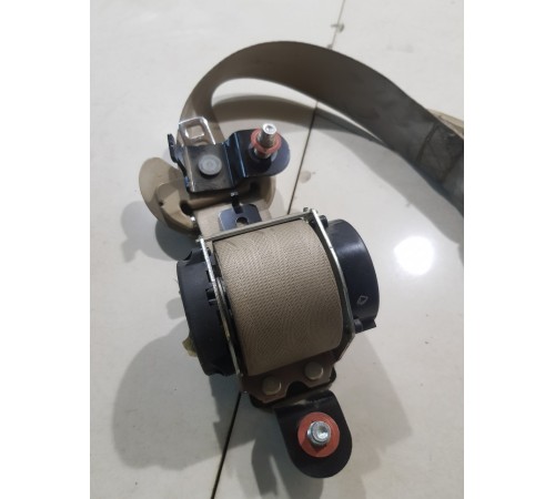 Ремень безопасности задний левый