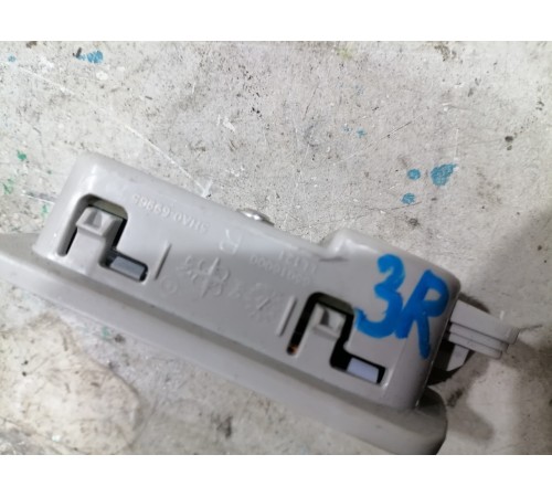 Плафон салона задний правый