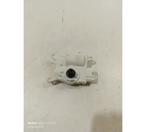 Моторчик привода заслонок отопителя