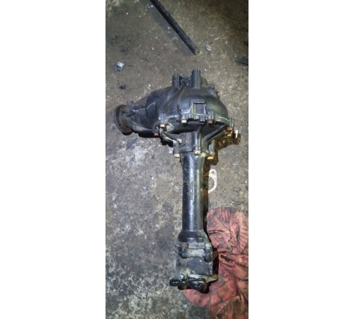 Редуктор переднего моста