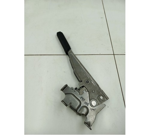 Рычаг стояночного тормоза