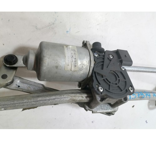 Трапеция стеклоочистителей в сборе