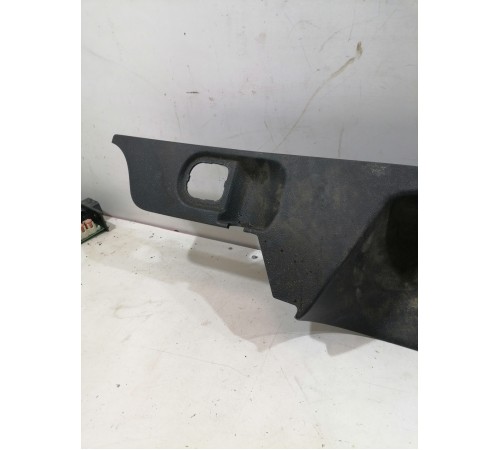 Накладка на порог задняя правая