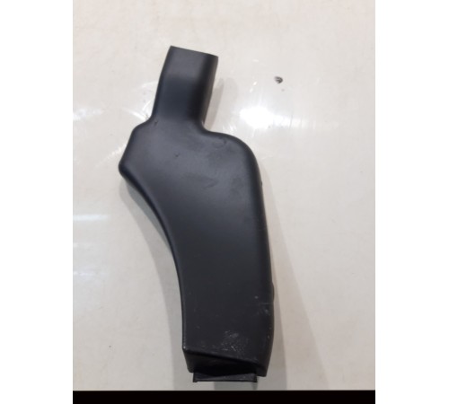 Накладка петли багажника (левая)