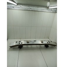 Усилитель бампера передний