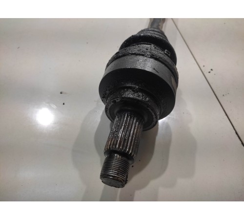 Привод (полуось) (задний, левый)