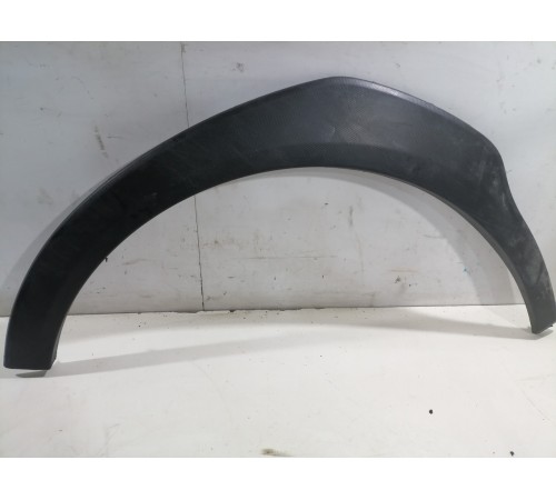 Молдинг крыла передний левый