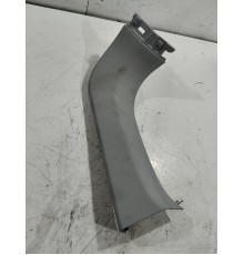 Обшивка крышки багажника правая верхняя