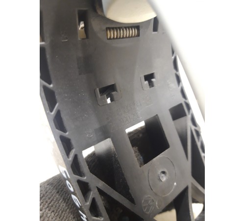 Ручка двери (задняя правая внешняя)