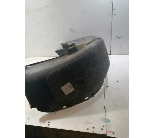 Локер (подкрылок) задний правый