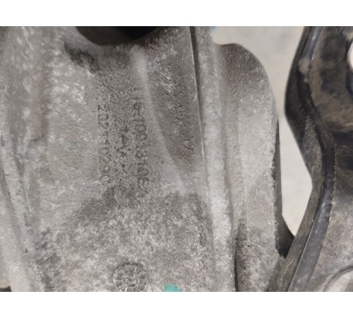 Кронштейн опоры двигателя