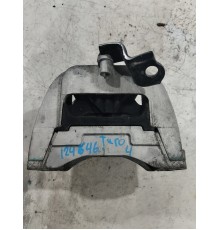 Кронштейн опоры двигателя