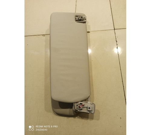 Козырек солнцезащитный(правый)