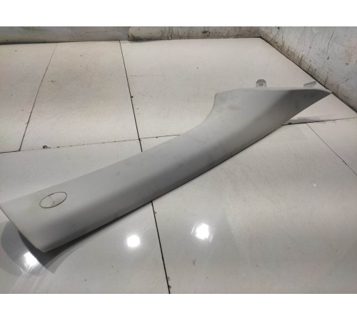 Обшивка стойки (передняя, правая)