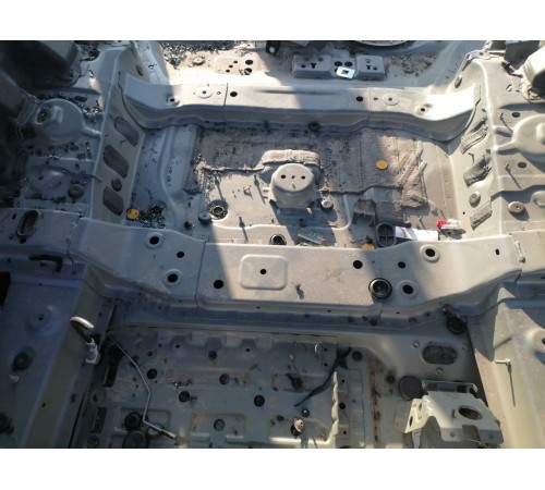 Ниша багажника, запасного колеса