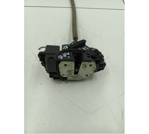 Замок двери задний левый