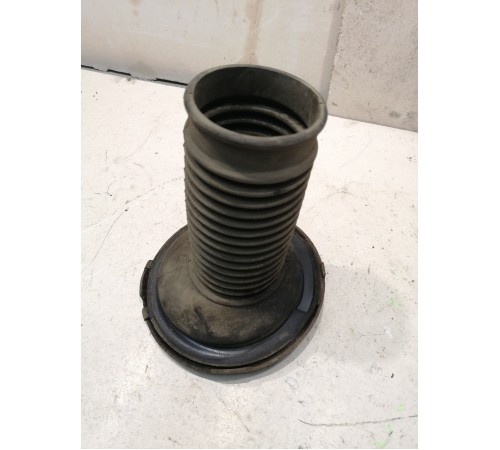 Пыльник амортизатора передний