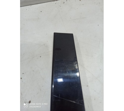 Накладка двери (задняя правая)