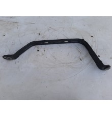 Крепление топливного бака левое