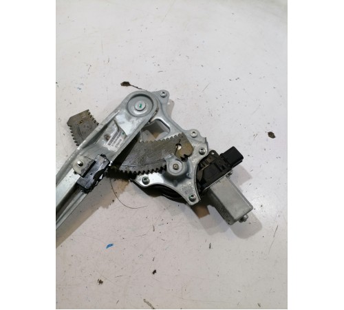 Стеклоподъёмник задний правый