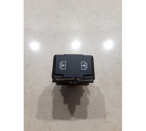 Кнопка регулировки положения люка