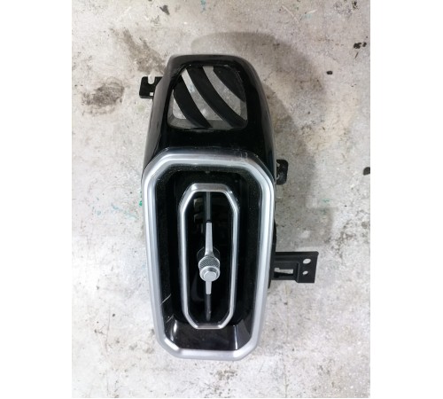 Воздушный дефлектор левый