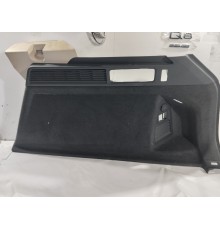 Обшивка багажника (задняя правая)
