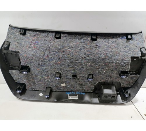 Обшивка крышки багажника