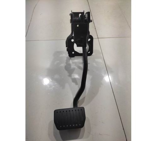 Педаль тормоза