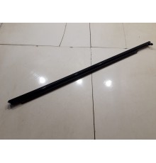 Уплотнитель стекла (передний левый наружный)