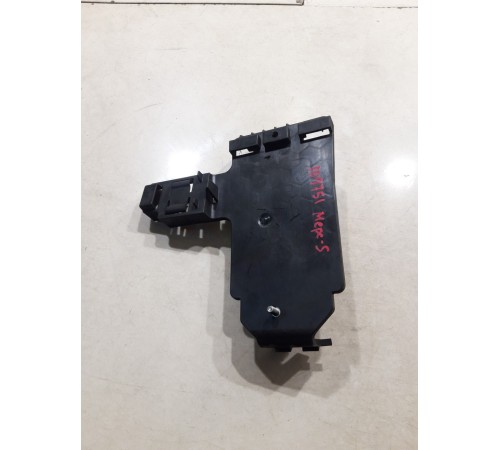 Кронштейн(крепление) блока управления задний левый