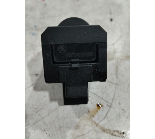 Кнопка корректора фар