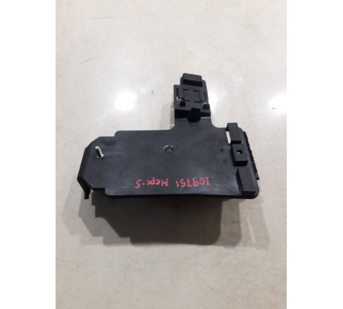 Кронштейн(крепление) блока управления задний левый