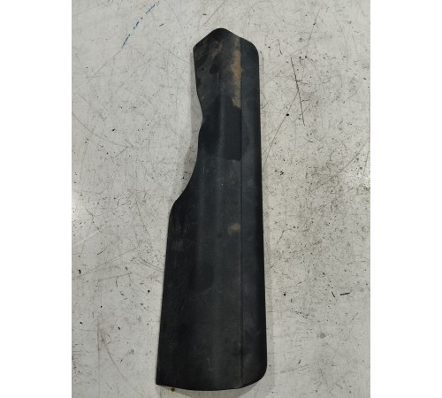 Накладка порога передняя левая