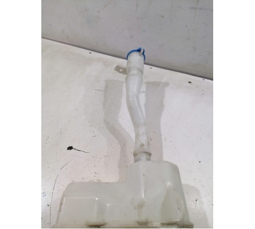 Бачок омывателя лобового стекла