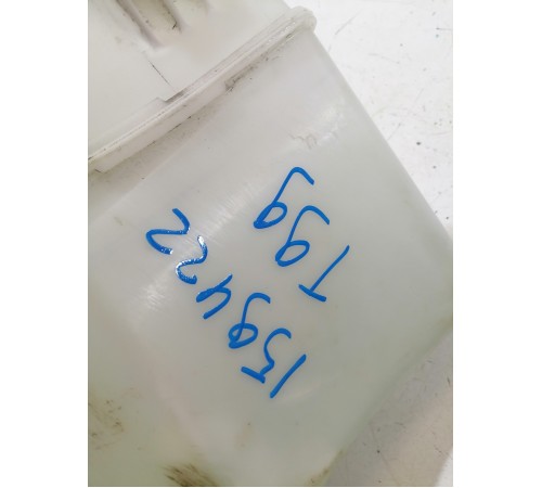 Бачок омывателя лобового стекла