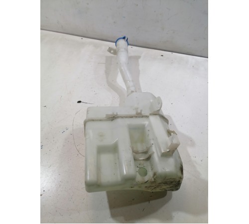 Бачок омывателя лобового стекла