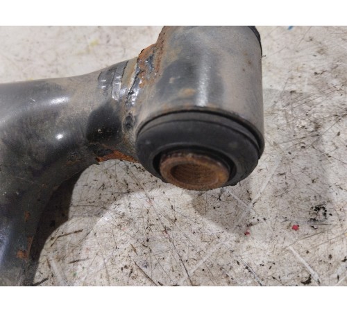 Рычаг подвески передний левый