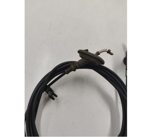 Рычаг открывания лючка бензобака с тросиком